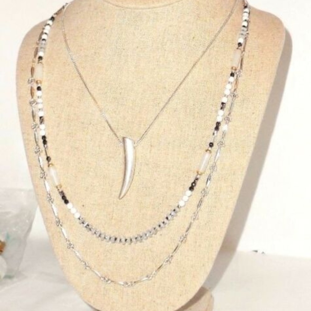 Stella & Dot | Exotic [SILVER] Versatile Multi Layer Tiburon Necklace - Picture 6 of 8